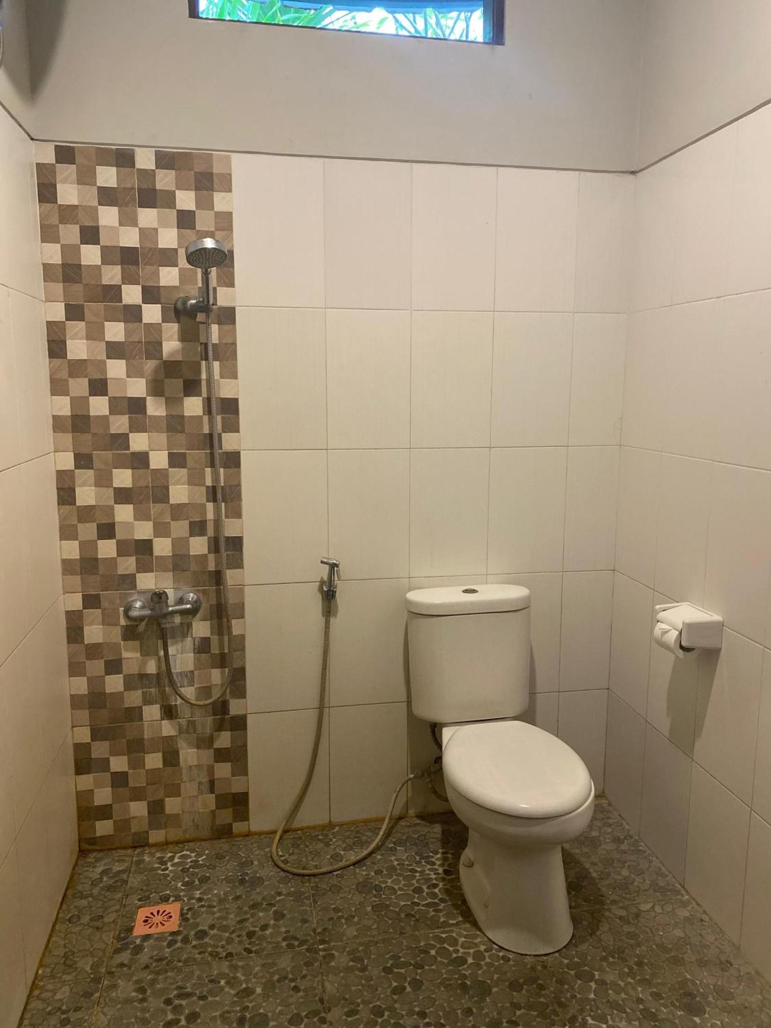 Ghamed Sari Hotel Luaran gambar